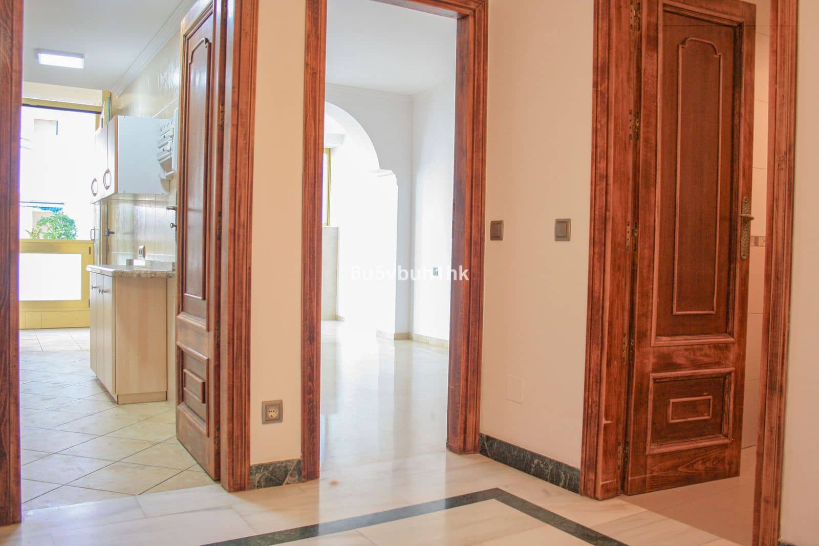 Apartamento de 2 habitaciones en Marbella en venta con piscina - 430.000 € (Ref: 9105843)