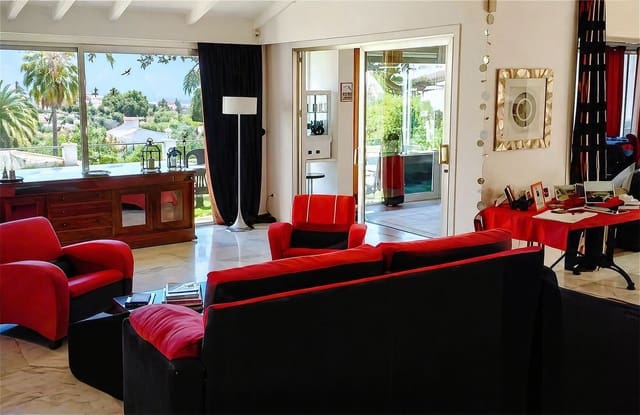 5 sypialnia Willa na sprzedaż w Nueva Andalucia, Marbella z basenem garażem - 2 800 000 € (Ref: 9114841)