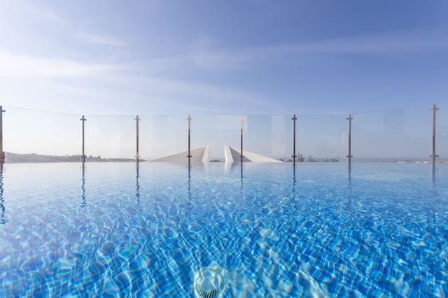 2 soveværelse Lejlighed til salg i Nueva Andalucia, Marbella - € 890.000 (Ref: 9116808)