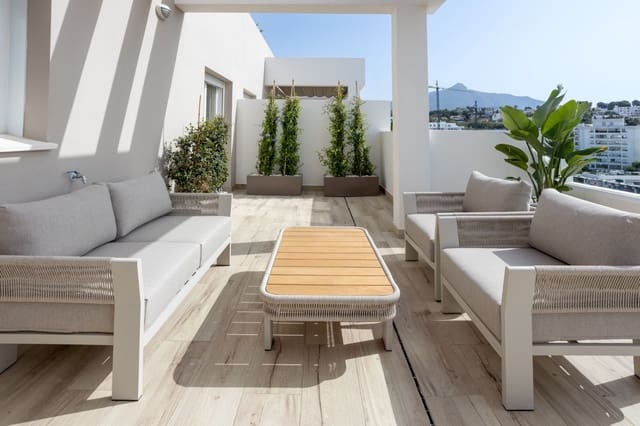 2 soveværelse Lejlighed til salg i Nueva Andalucia, Marbella - € 890.000 (Ref: 9116808)