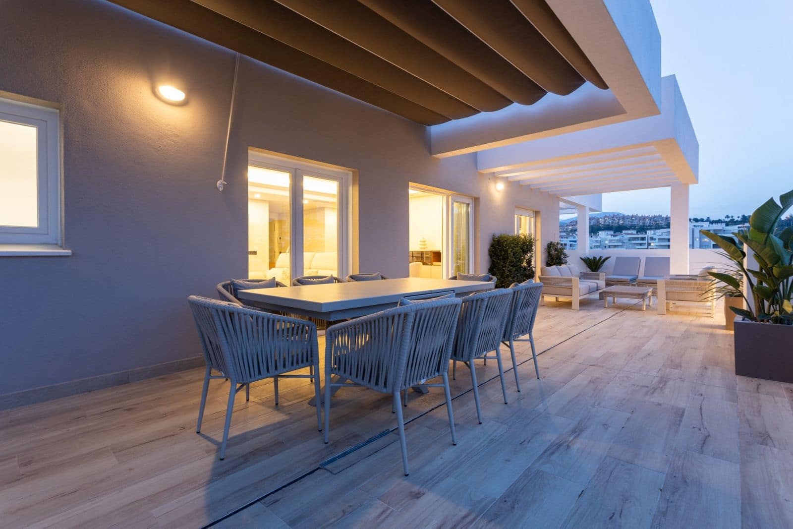 Apartamento de 4 habitaciones en Nueva Andalucia en venta - 1.690.000 € (Ref: 9116809)