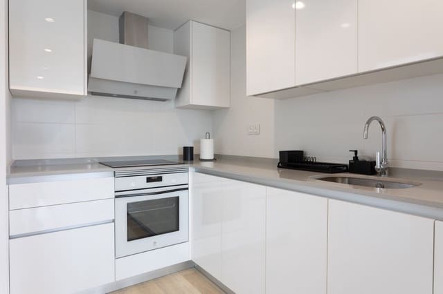 Apartamento de 4 habitaciones en Nueva Andalucia, Marbella en venta - 1.499.000 € (Ref: 9116809)