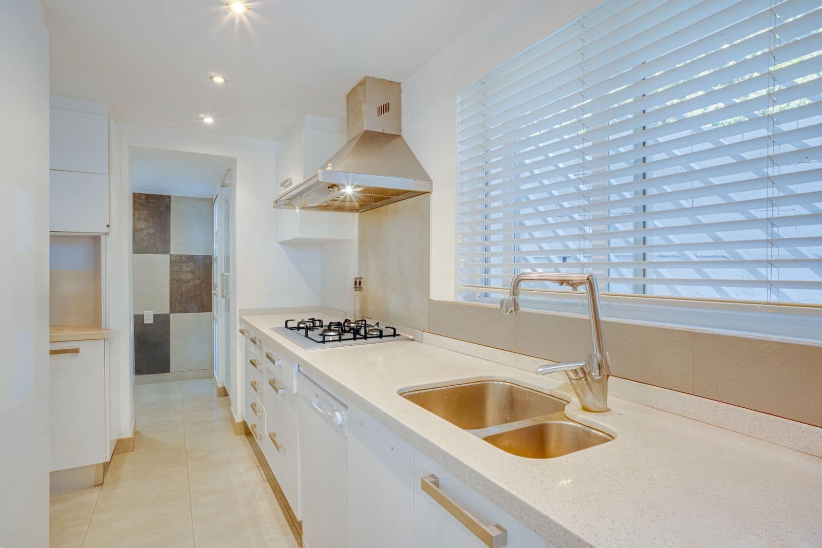 8 soveværelse Villa til salg i Elviria med swimmingpool - € 2.000.000 (Ref: 9116813)