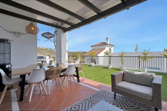 3 sovrum Lägenhet till salu i El Paraíso, Benahavís med pool - 575 000 € (Ref: 9116819)