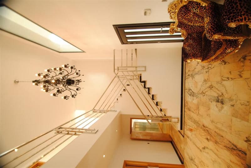 8 soveværelse Villa til salg i Cabopino med swimmingpool garage - € 4.950.000 (Ref: 9127823)