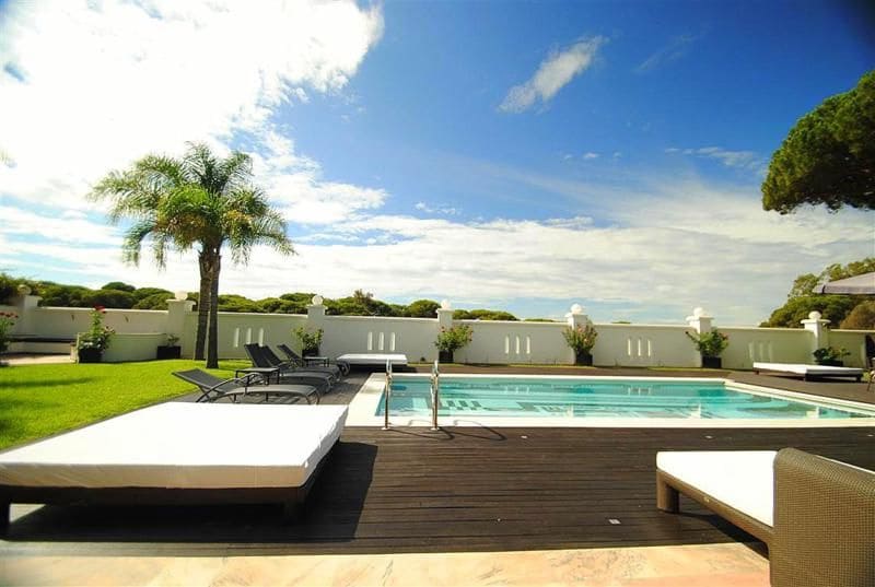 8 soveværelse Villa til salg i Cabopino med swimmingpool garage - € 4.950.000 (Ref: 9127823)