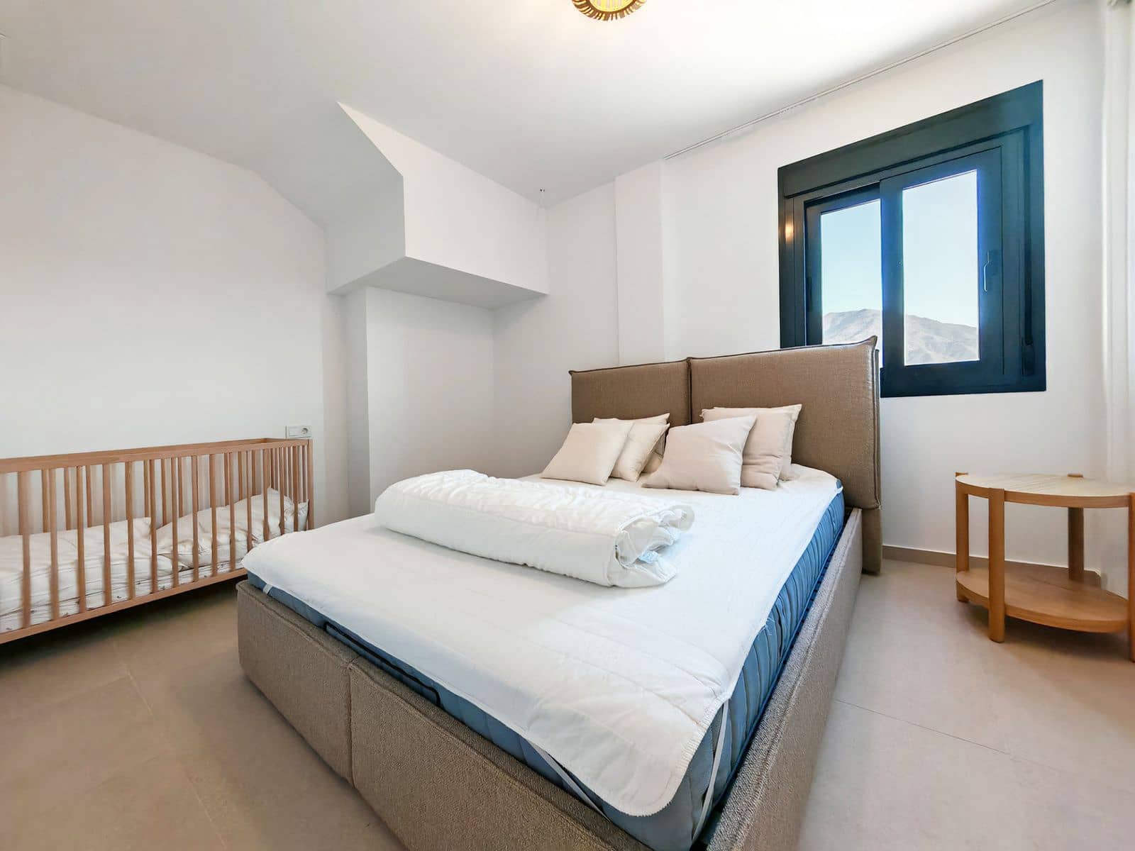 4 bedroom Penthouse for sale in Estepona - € 750,000 (Ref: 9127825)