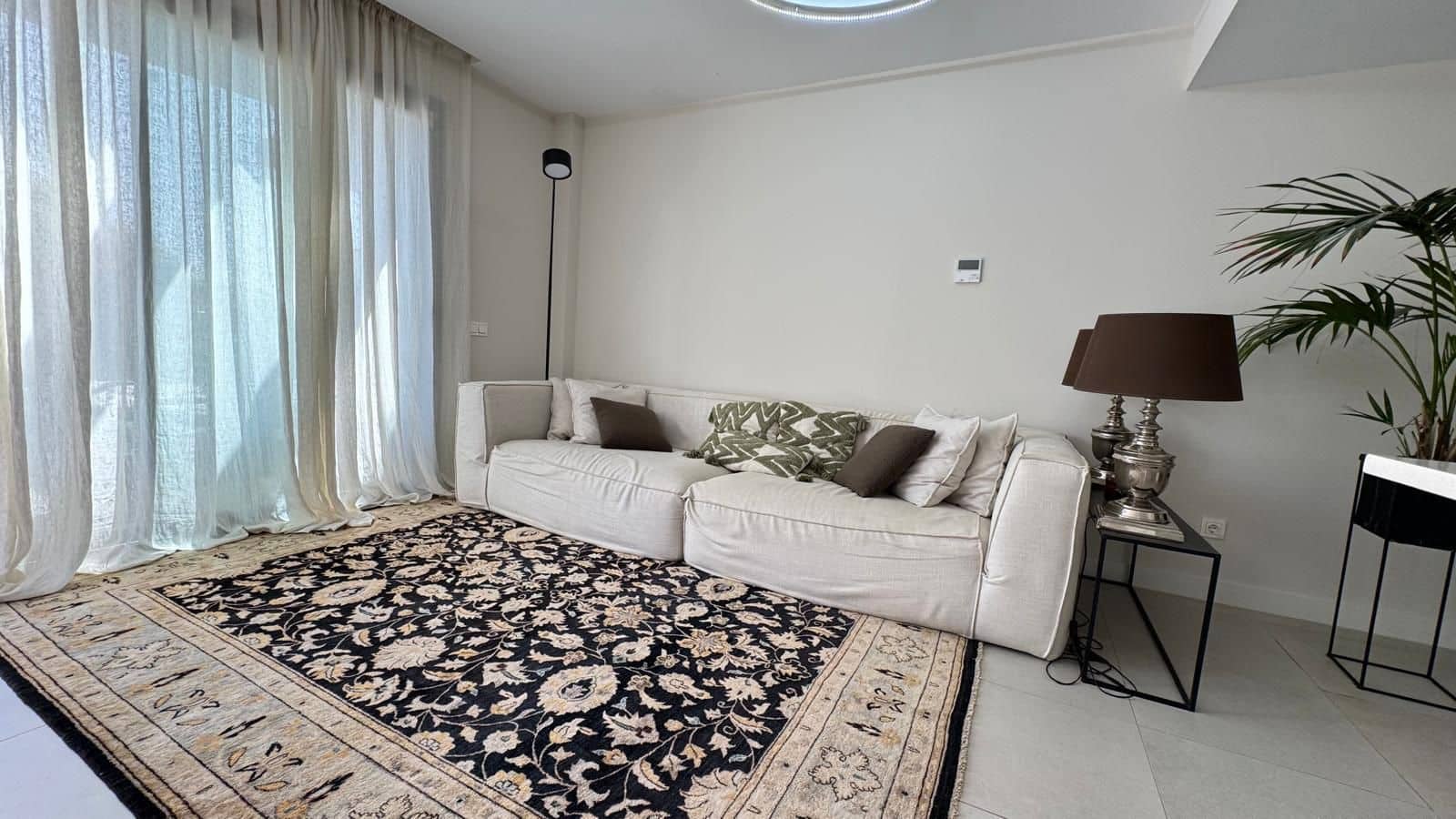 3 Zimmer Apartment zu verkaufen in Estepona mit Garage - 695.000 € (Ref: 9227949)