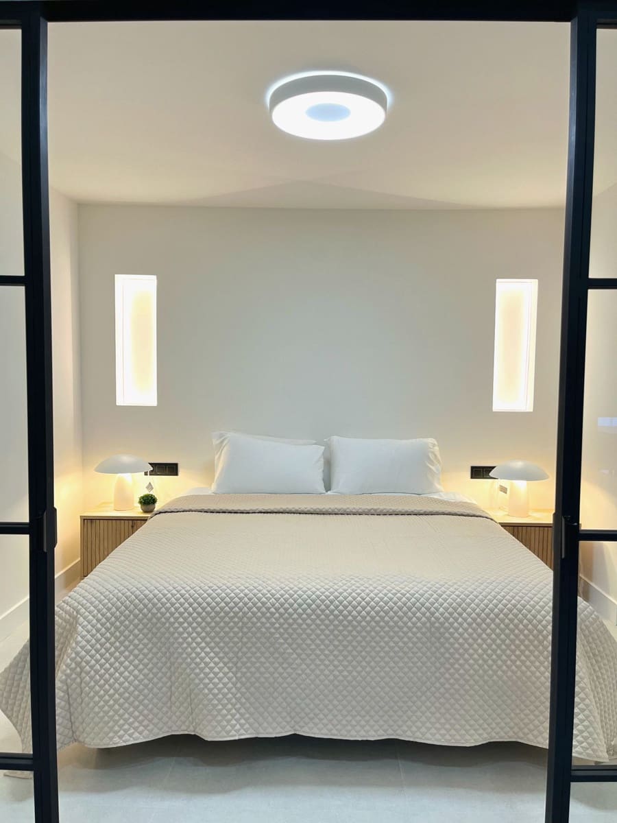 3 bedroom Apartment for sale in Nueva Andalucia - € 849,000 (Ref: 9227950)