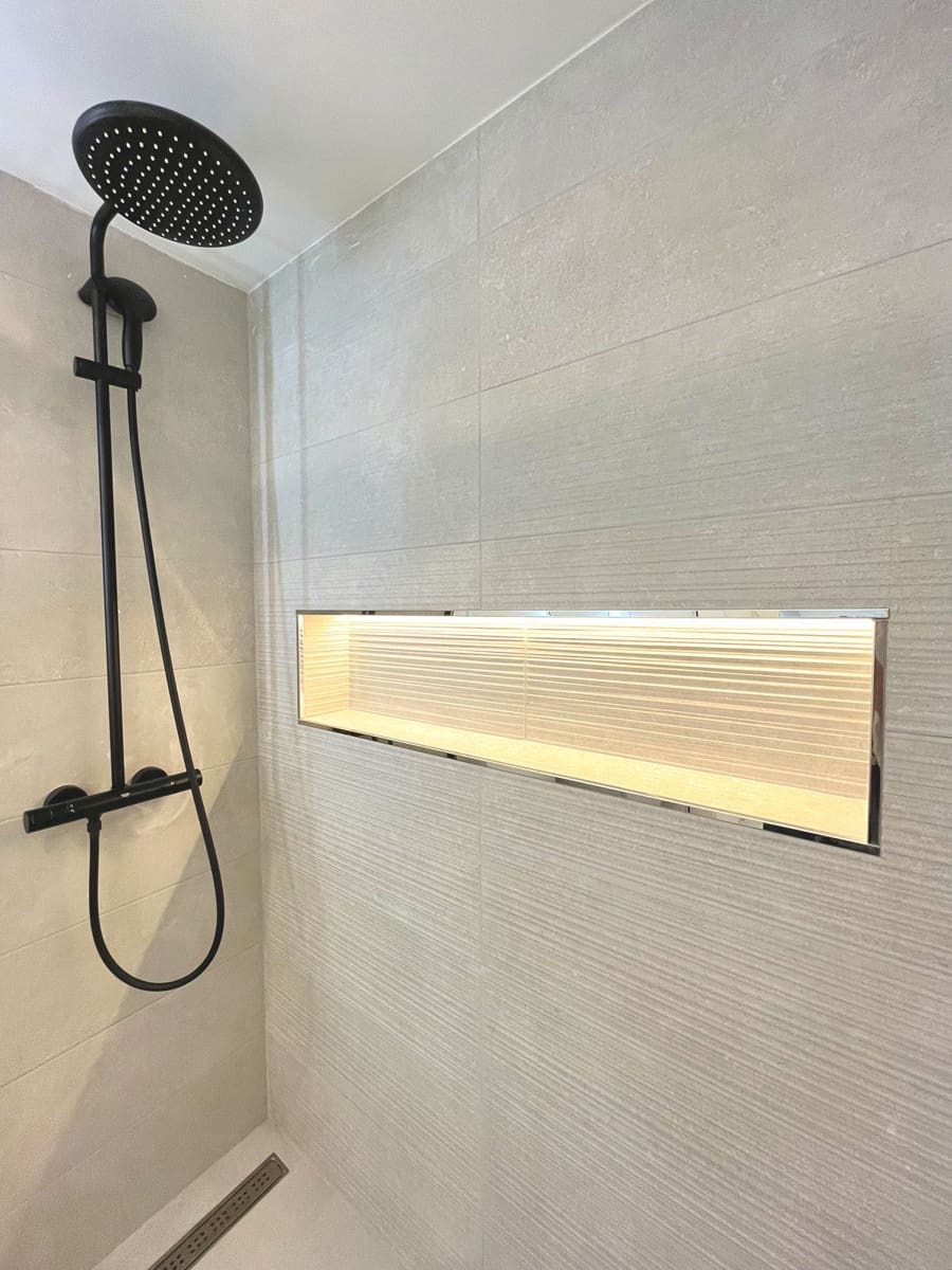 3 bedroom Apartment for sale in Nueva Andalucia - € 849,000 (Ref: 9227950)