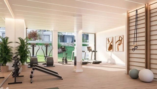 2 bedroom Apartment for sale in Estepona with pool - € 580,000 (Ref: 9227951)