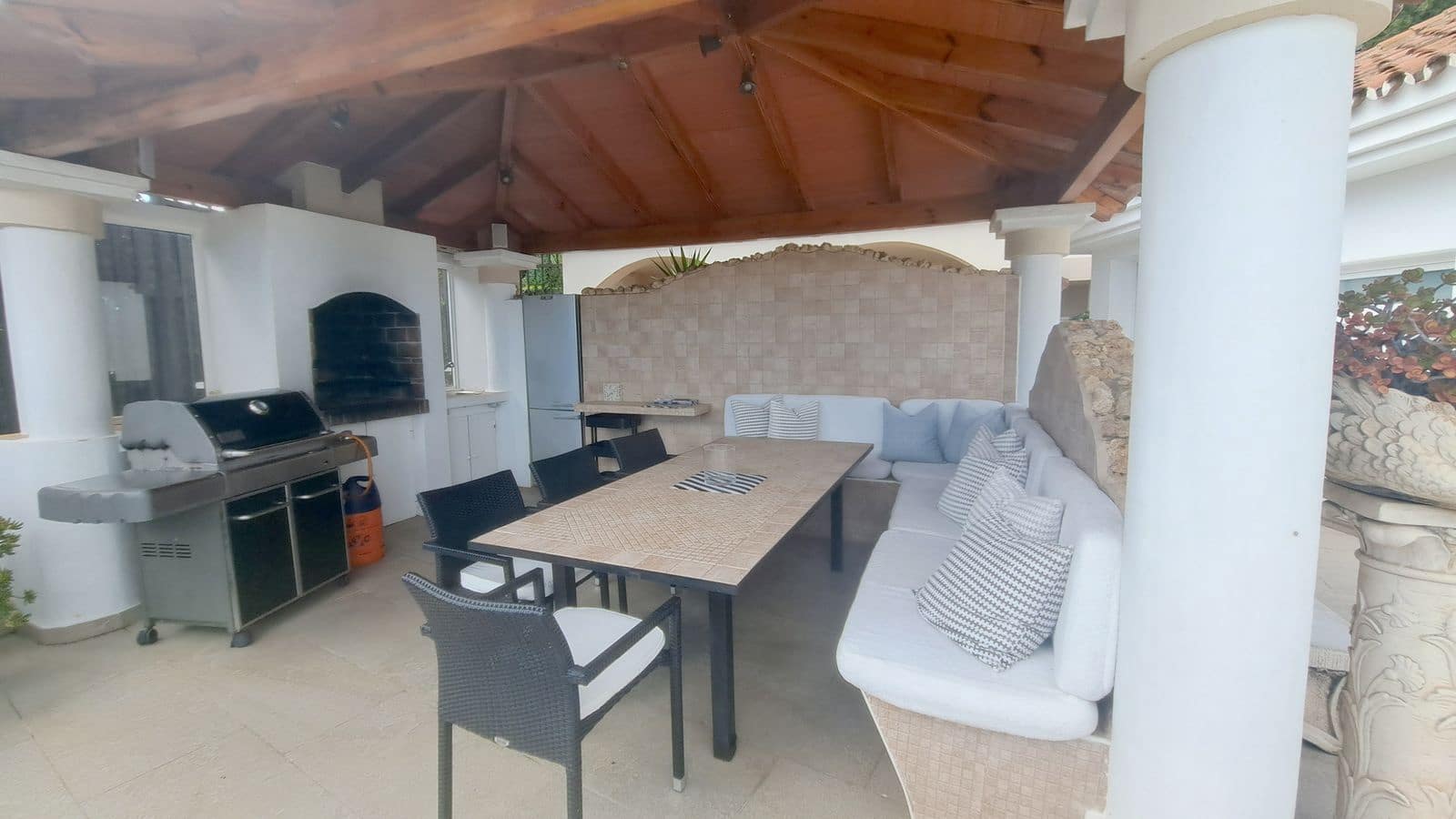 6 camera da letto Villa in vendita in La Quinta con piscina garage - 2.850.000 € (Rif: 9227956)