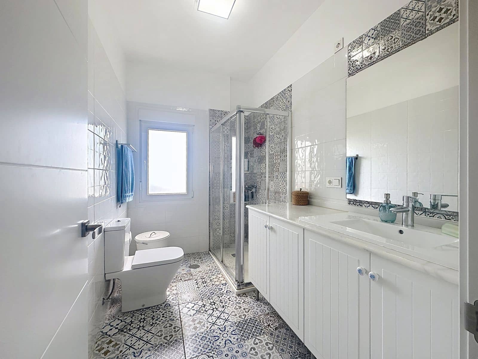 5 sypialnia Willa na sprzedaż w Alhaurin el Grande z basenem - 520 000 € (Ref: 9251766)