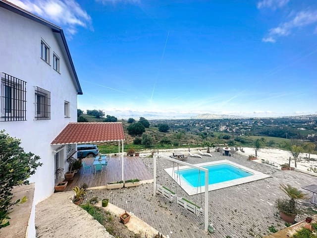 5 sypialnia Willa na sprzedaż w Alhaurín el Grande z basenem - 520 000 € (Ref: 9251766)