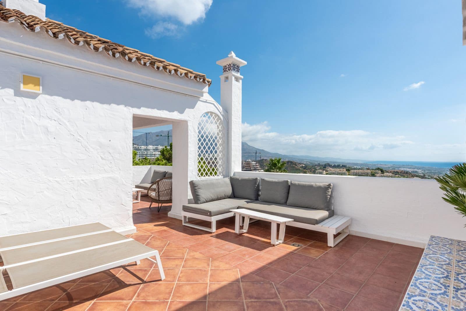 3 Zimmer Penthouse zu verkaufen in Benahavis - 925.000 € (Ref: 9251767)