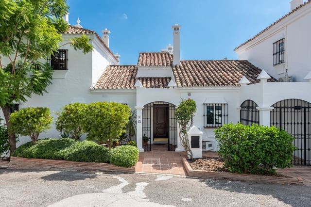 3 Zimmer Penthouse zu verkaufen in Benahavís - 925.000 € (Ref: 9251767)