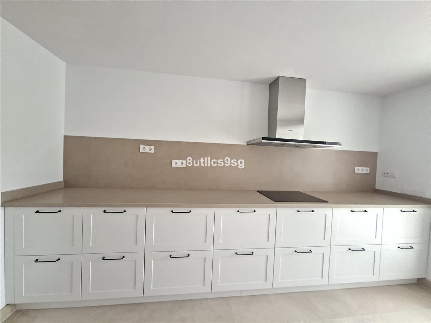 2 makuuhuone Huoneisto myytävänä paikassa Aloha Golf - 677 000 € (Ref: 9262120)