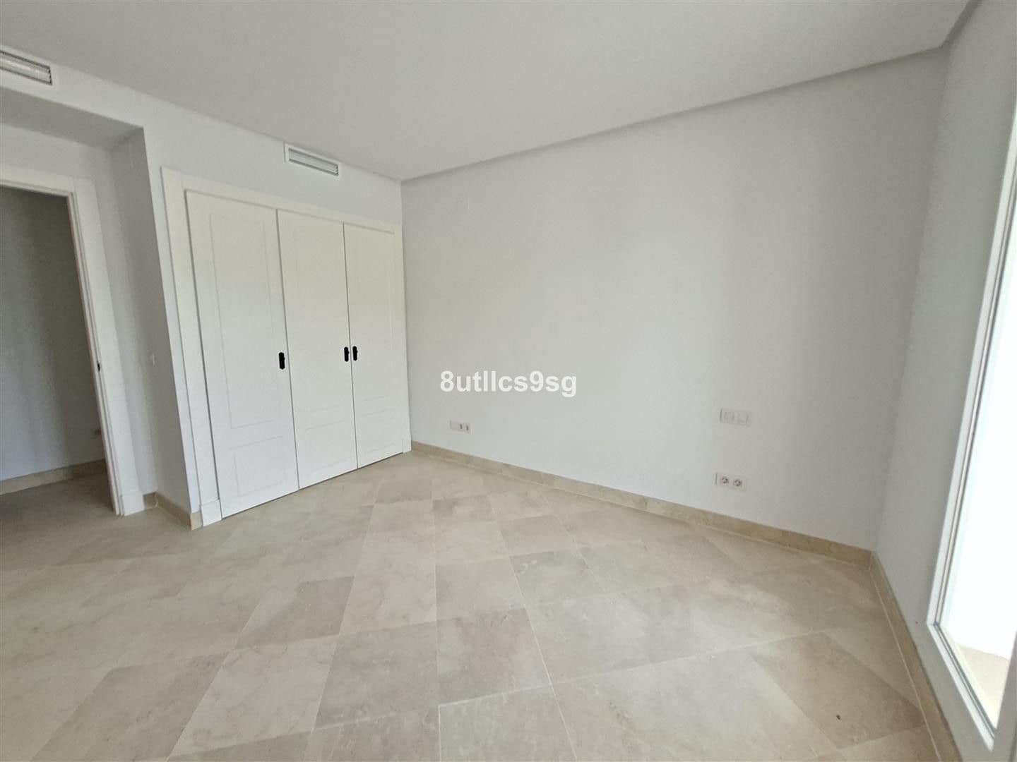 2 makuuhuone Huoneisto myytävänä paikassa Aloha Golf - 677 000 € (Ref: 9262120)