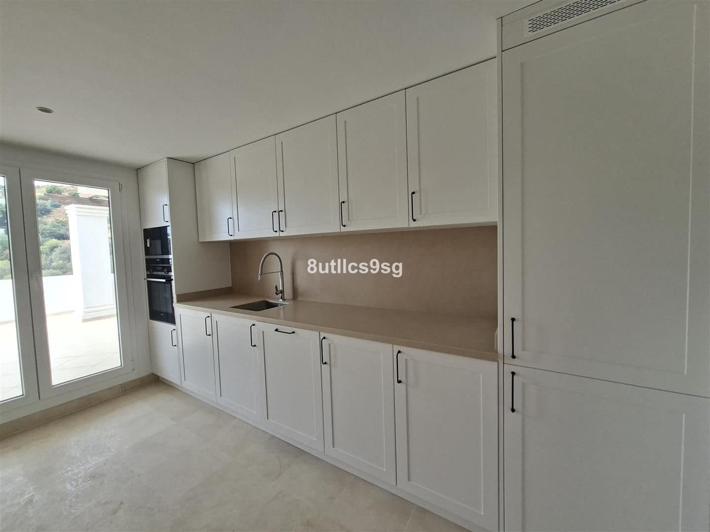 2 makuuhuone Huoneisto myytävänä paikassa Aloha Golf - 677 000 € (Ref: 9262120)