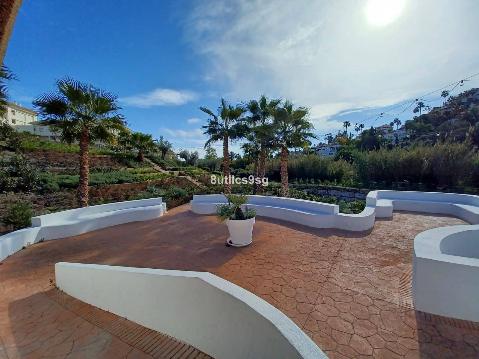 2 makuuhuone Huoneisto myytävänä paikassa Aloha Golf - 677 000 € (Ref: 9262120)