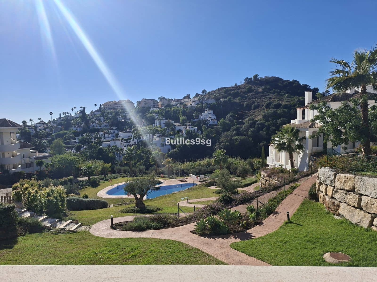 2 makuuhuone Huoneisto myytävänä paikassa Aloha Golf - 677 000 € (Ref: 9262120)