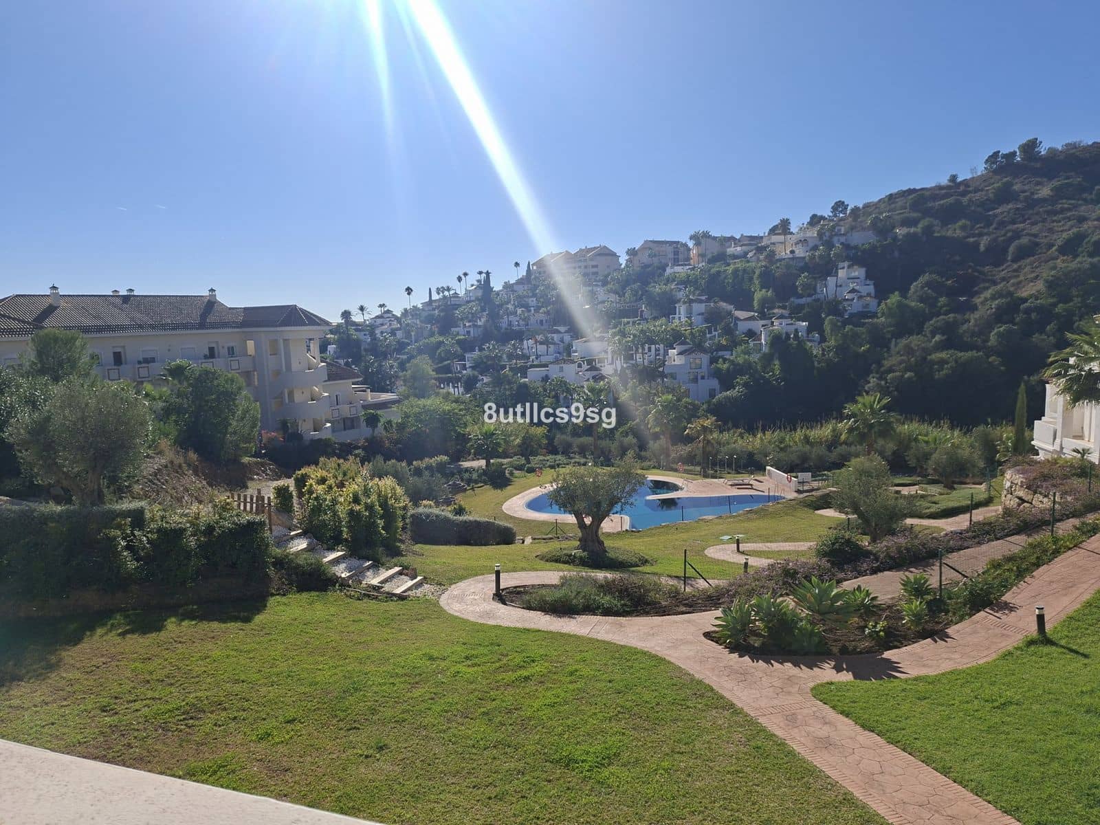 2 makuuhuone Huoneisto myytävänä paikassa Aloha Golf - 677 000 € (Ref: 9262120)