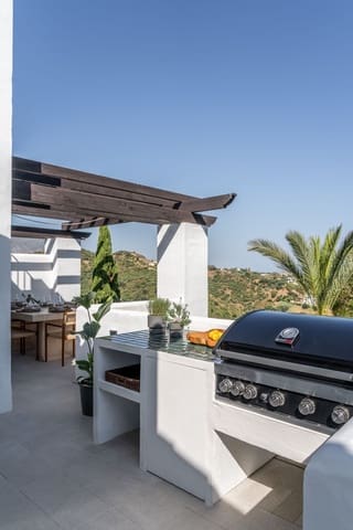 3 soveværelse Penthouse til salg i La Quinta, Benahavís med swimmingpool - € 1.095.000 (Ref: 9382093)