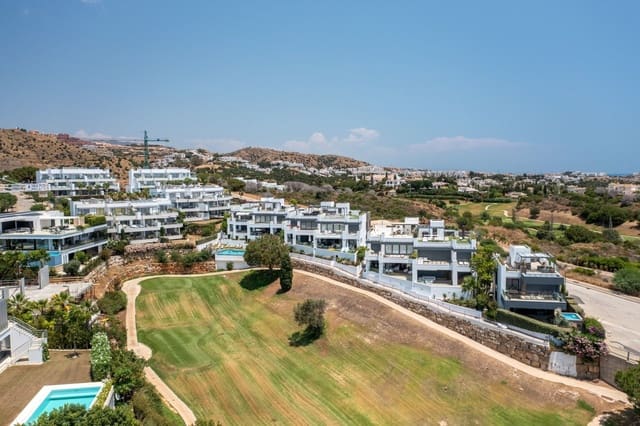 3 makuuhuone Huoneisto myytävänä paikassa Cabopino, Marbella - 995 000 € (Ref: 9382097)