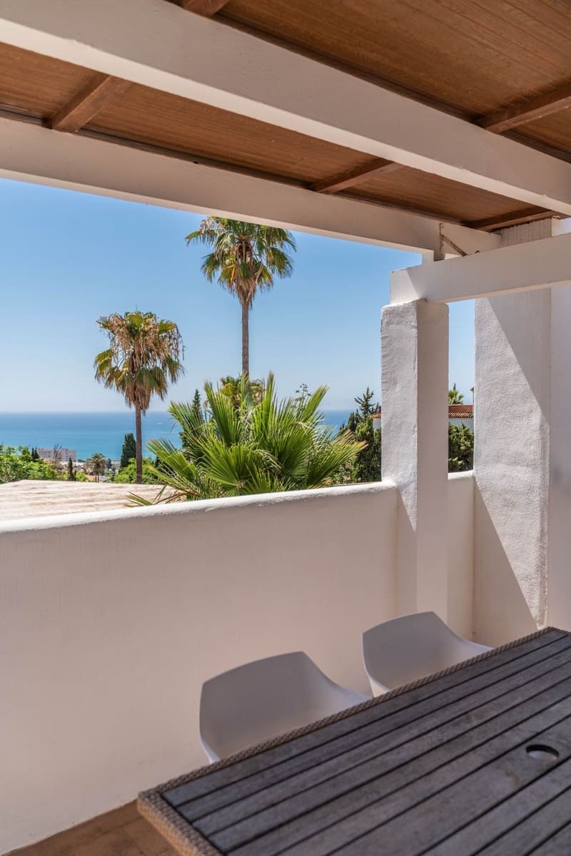 3 quarto Moradia Geminada para venda em Fuengirola com piscina - 499 000 € (Ref: 9382098)