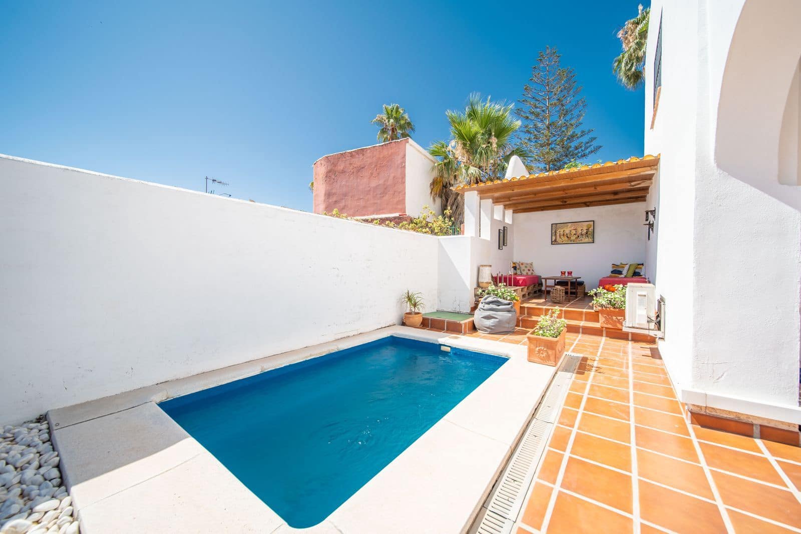 3 quarto Moradia Geminada para venda em Fuengirola com piscina - 499 000 € (Ref: 9382098)