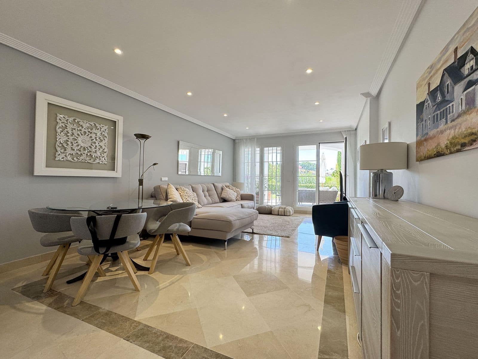 2 bedroom Apartment for sale in Los Arqueros with pool - € 430,000 (Ref: 9382100)