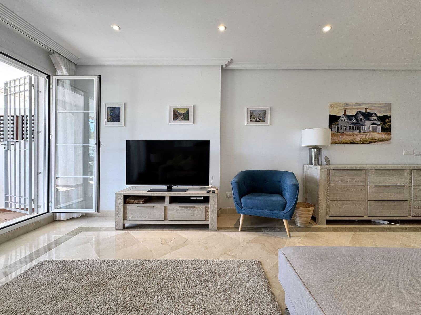 2 bedroom Apartment for sale in Los Arqueros with pool - € 430,000 (Ref: 9382100)