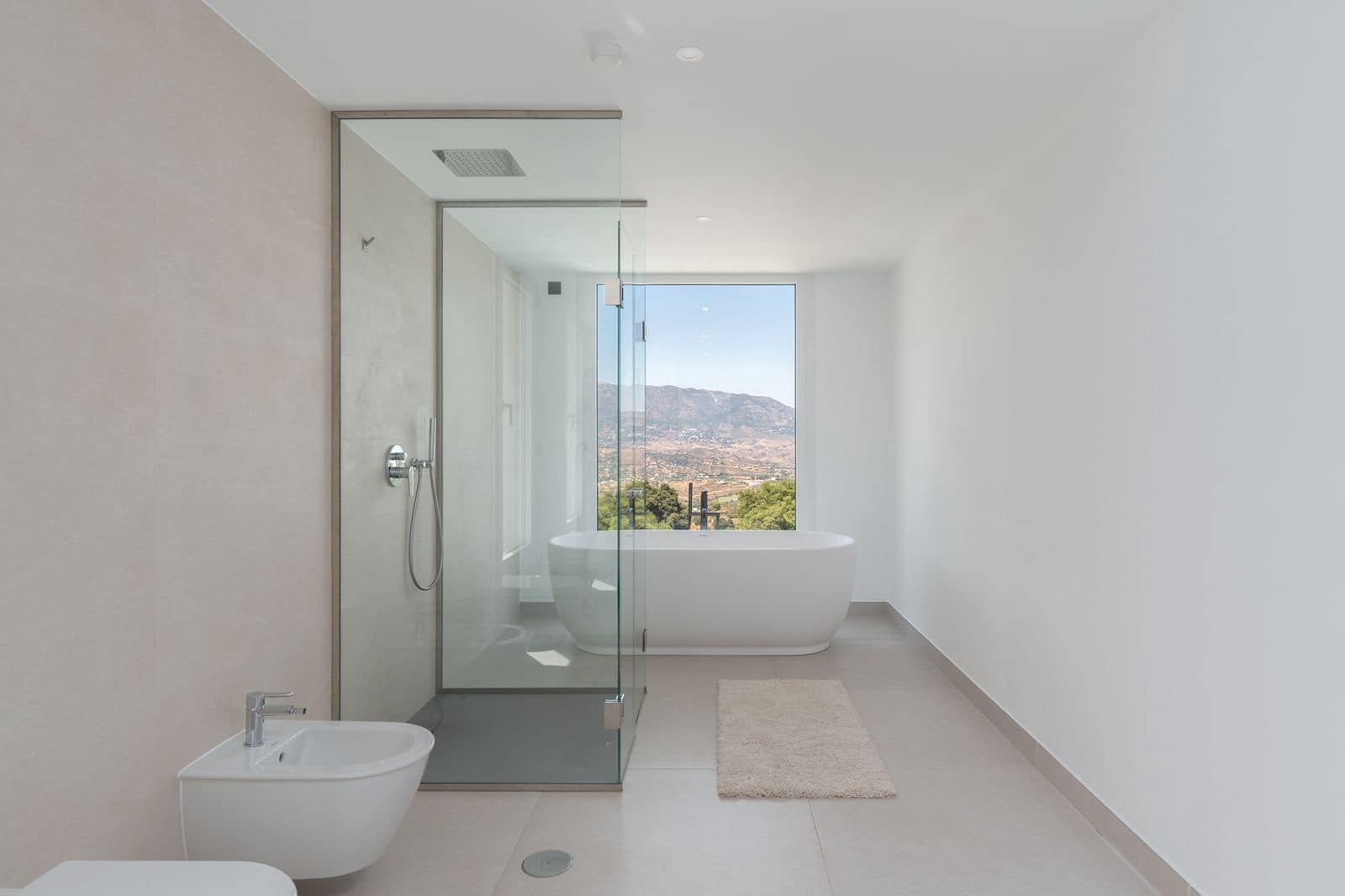 3 soverom Villa til salgs i La Mairena med svømmebasseng - € 2 400 000 (Ref: 9382101)