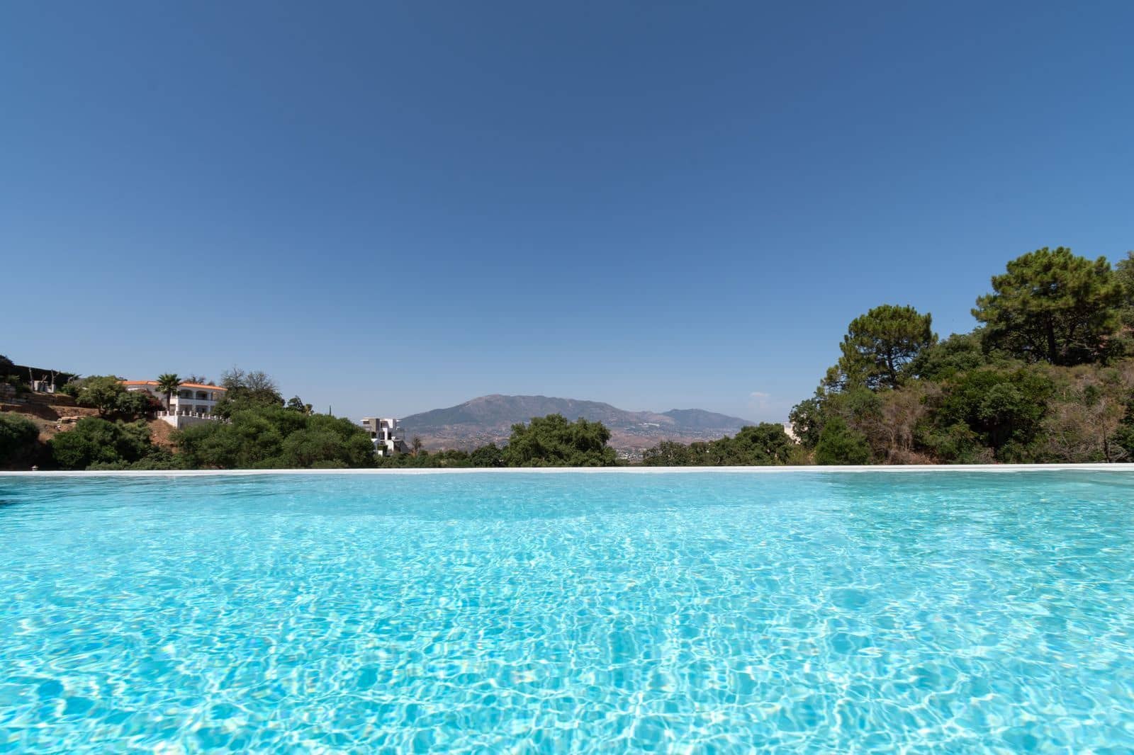 3 soverom Villa til salgs i La Mairena med svømmebasseng - € 2 400 000 (Ref: 9382101)