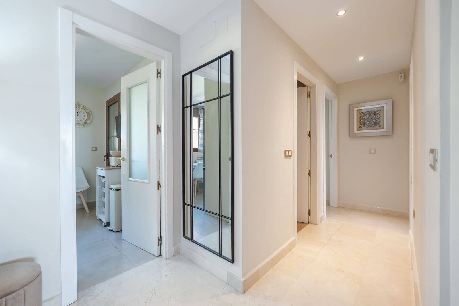 2 Zimmer Apartment zu verkaufen in Benahavis - 420.000 € (Ref: 9382102)