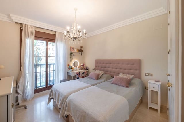 2 Zimmer Apartment zu verkaufen in Benahavís - 420.000 € (Ref: 9382102)