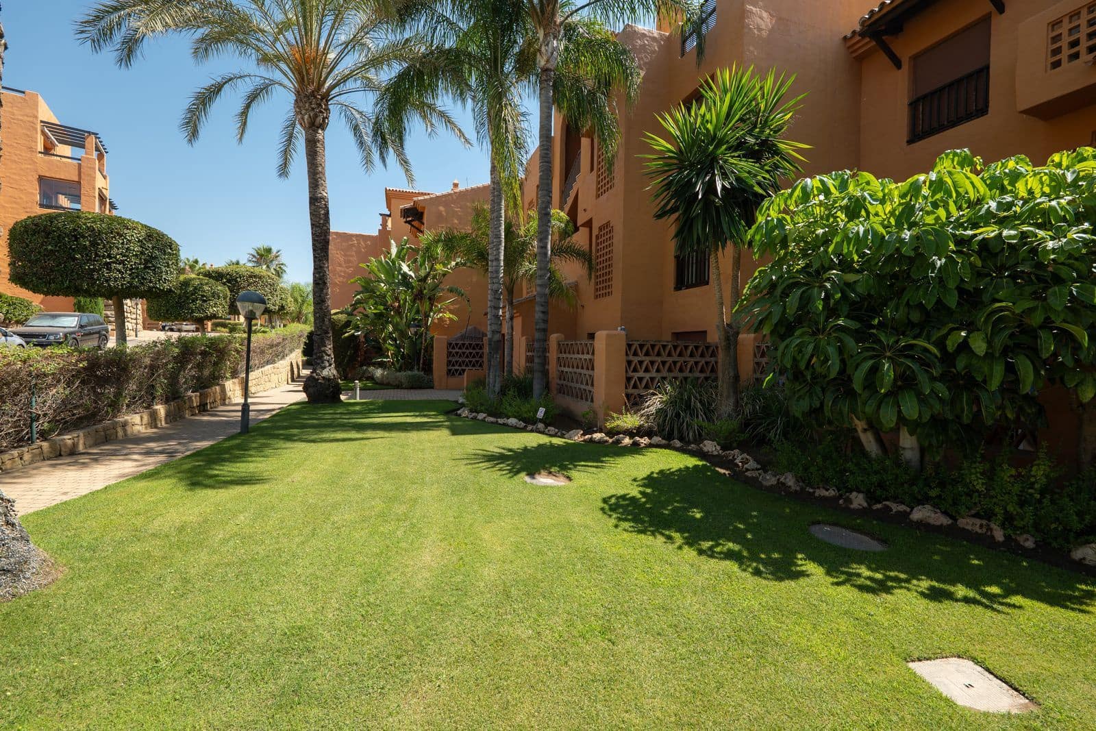 2 Zimmer Apartment zu verkaufen in Benahavis - 420.000 € (Ref: 9382102)