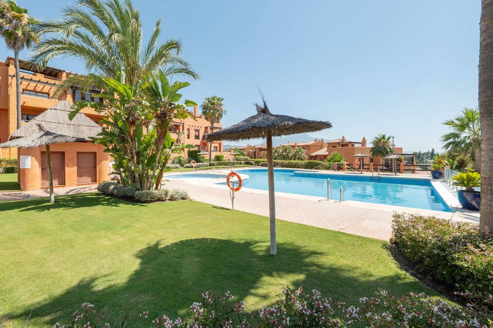 2 Zimmer Apartment zu verkaufen in Benahavis - 420.000 € (Ref: 9382102)