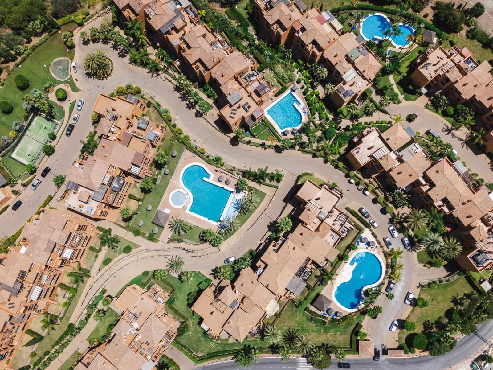 2 Zimmer Apartment zu verkaufen in Benahavis - 420.000 € (Ref: 9382102)