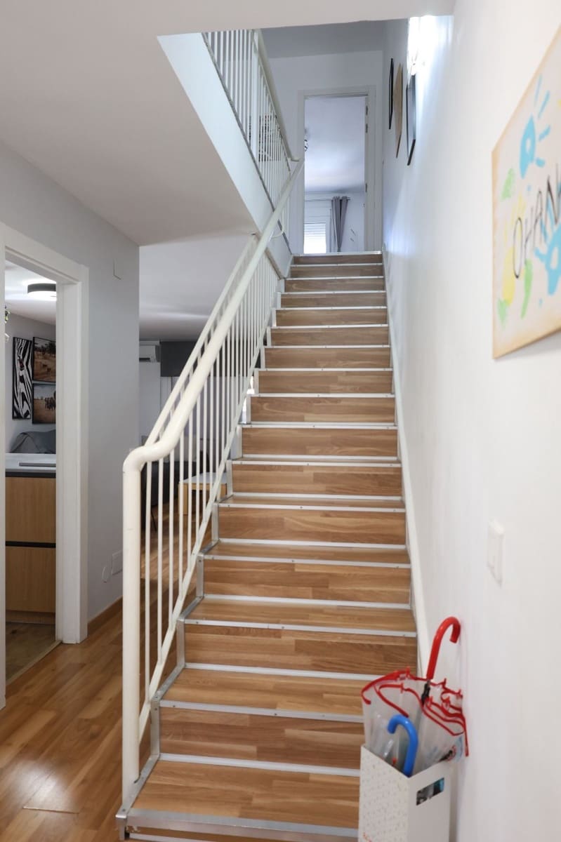 3 bedroom Apartment for sale in Calahonda with garage - € 479,000 (Ref: 9382104)