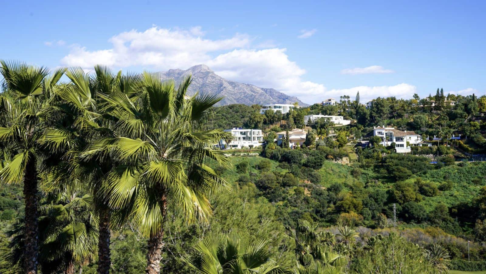 2 soveværelse Lejlighed til salg i La Quinta - € 599.000 (Ref: 9384939)