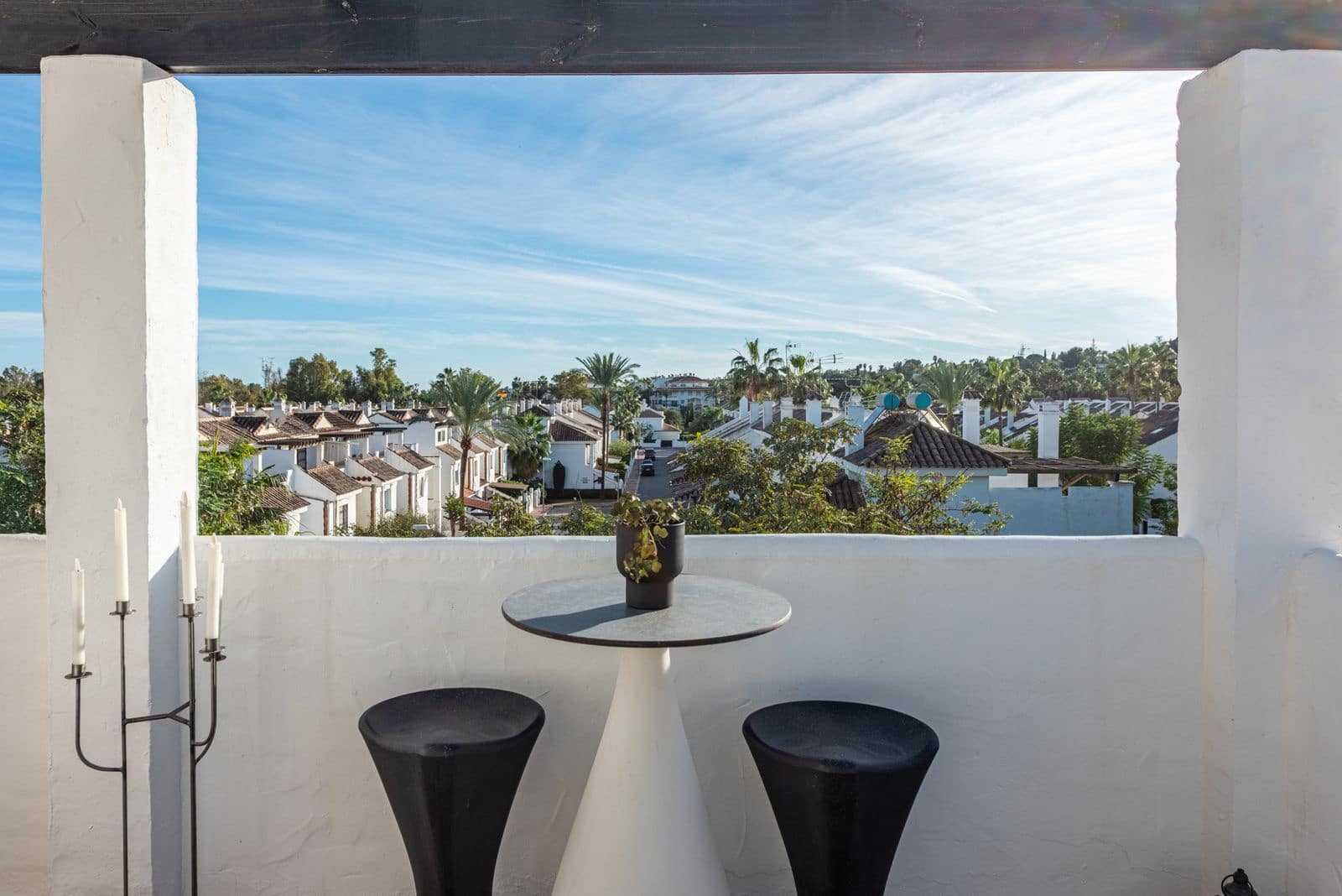 3 bedroom Penthouse for sale in Nueva Andalucia with pool - € 589,000 (Ref: 9424213)