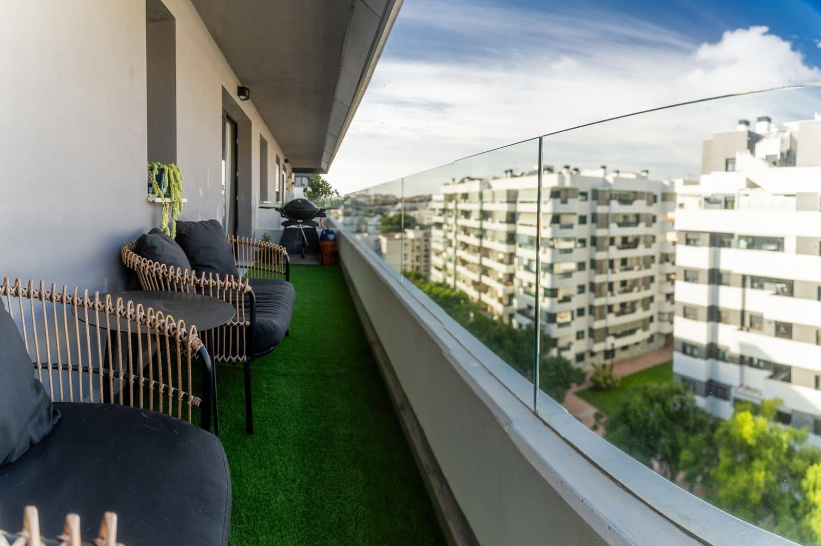 3 makuuhuone Huoneisto myytävänä paikassa Estepona - 420 000 € (Ref: 9439020)