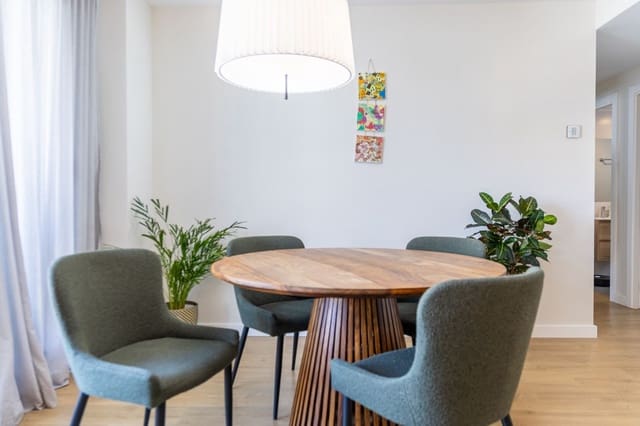 3 makuuhuone Huoneisto myytävänä paikassa Centro, Estepona - 420 000 € (Ref: 9439020)