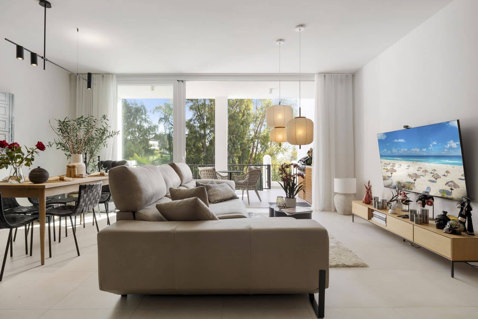 4 makuuhuone Omakotitalo myytävänä paikassa Marbella - 899 000 € (Ref: 9439021)