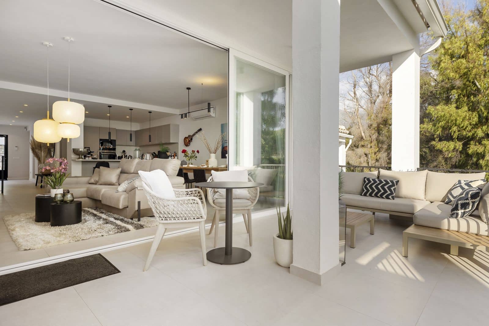 4 makuuhuone Omakotitalo myytävänä paikassa Marbella - 899 000 € (Ref: 9439021)