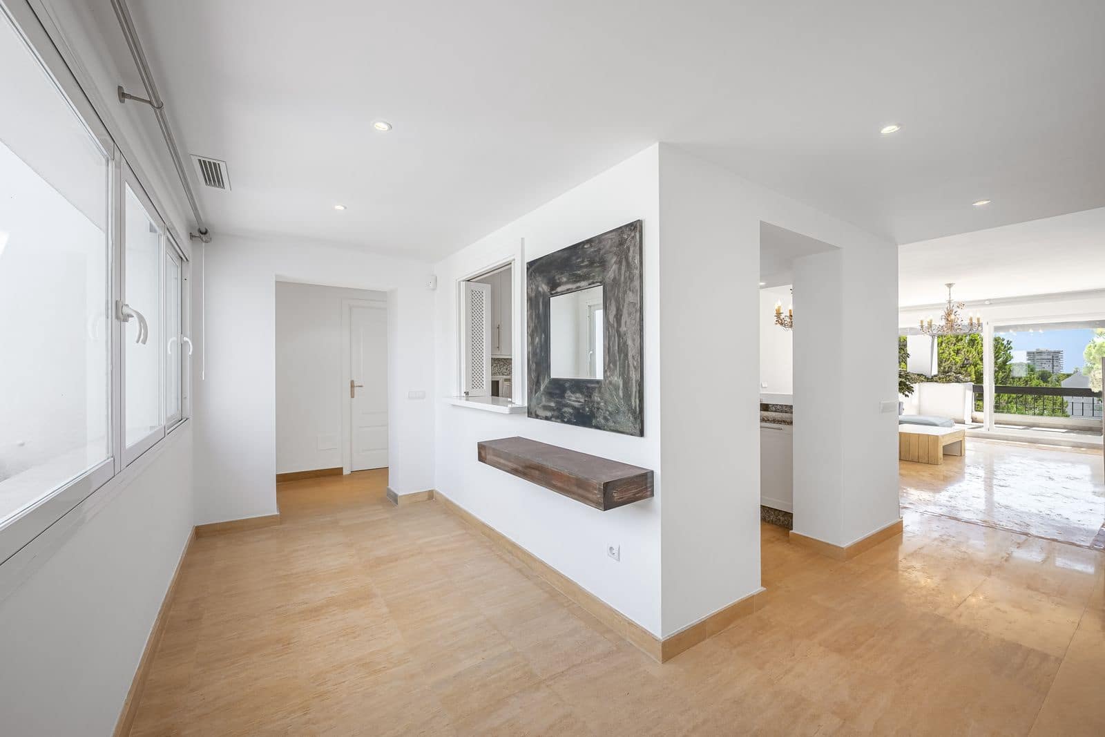 2 bedroom Penthouse for sale in Rio Real with pool - € 635,000 (Ref: 9439022)