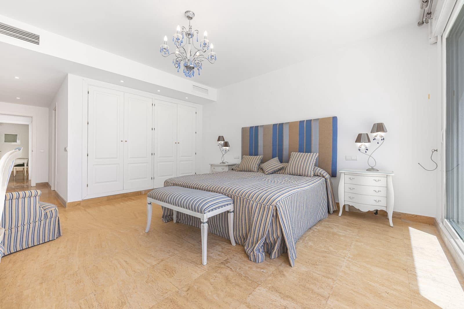 2 bedroom Penthouse for sale in Rio Real with pool - € 635,000 (Ref: 9439022)