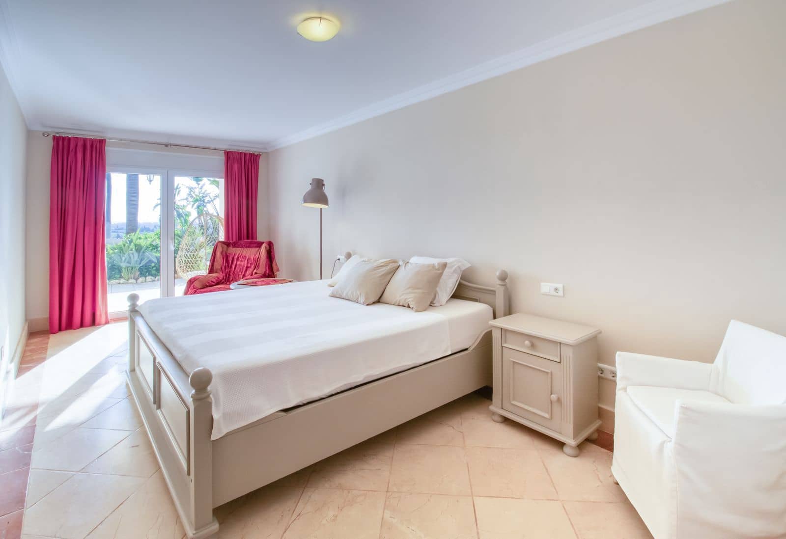 4 sypialnia Finka/Dom wiejski na sprzedaż w Estepona - 2 450 000 € (Ref: 9439023)