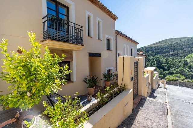 4 sovrum Hus till salu i Benahavís med garage - 695 000 € (Ref: 9450004)